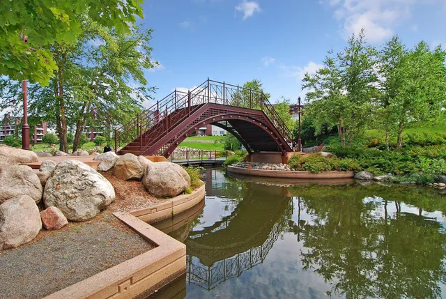 $124,900 | 4120 Parklawn Avenue, Unit 119, Edina, MN 55435