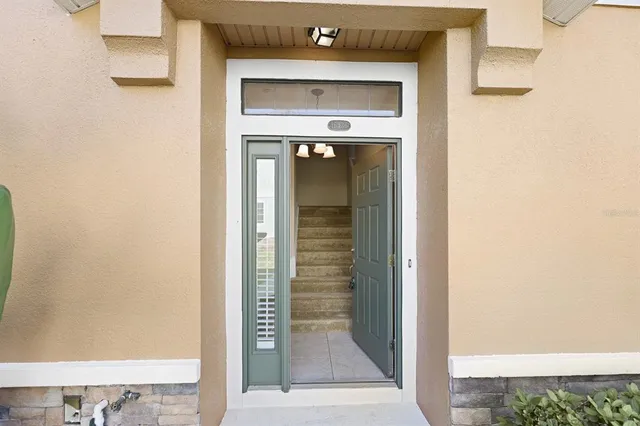 $2,000 | 16436 Kingletridge Avenue, Lithia, FL 33547