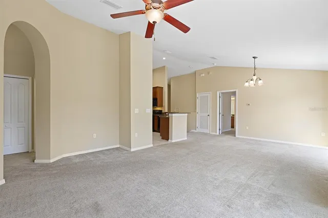 $2,000 | 16436 Kingletridge Avenue, Lithia, FL 33547