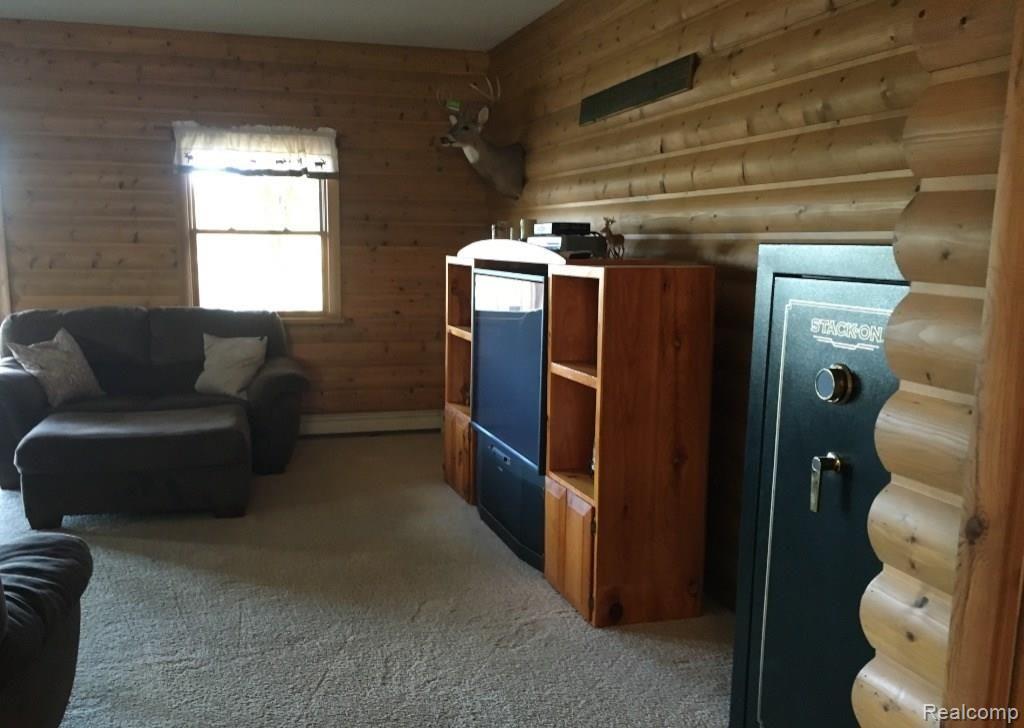 45 Seltzer Road Croswell, MI 48422 - Photo 10 of 37