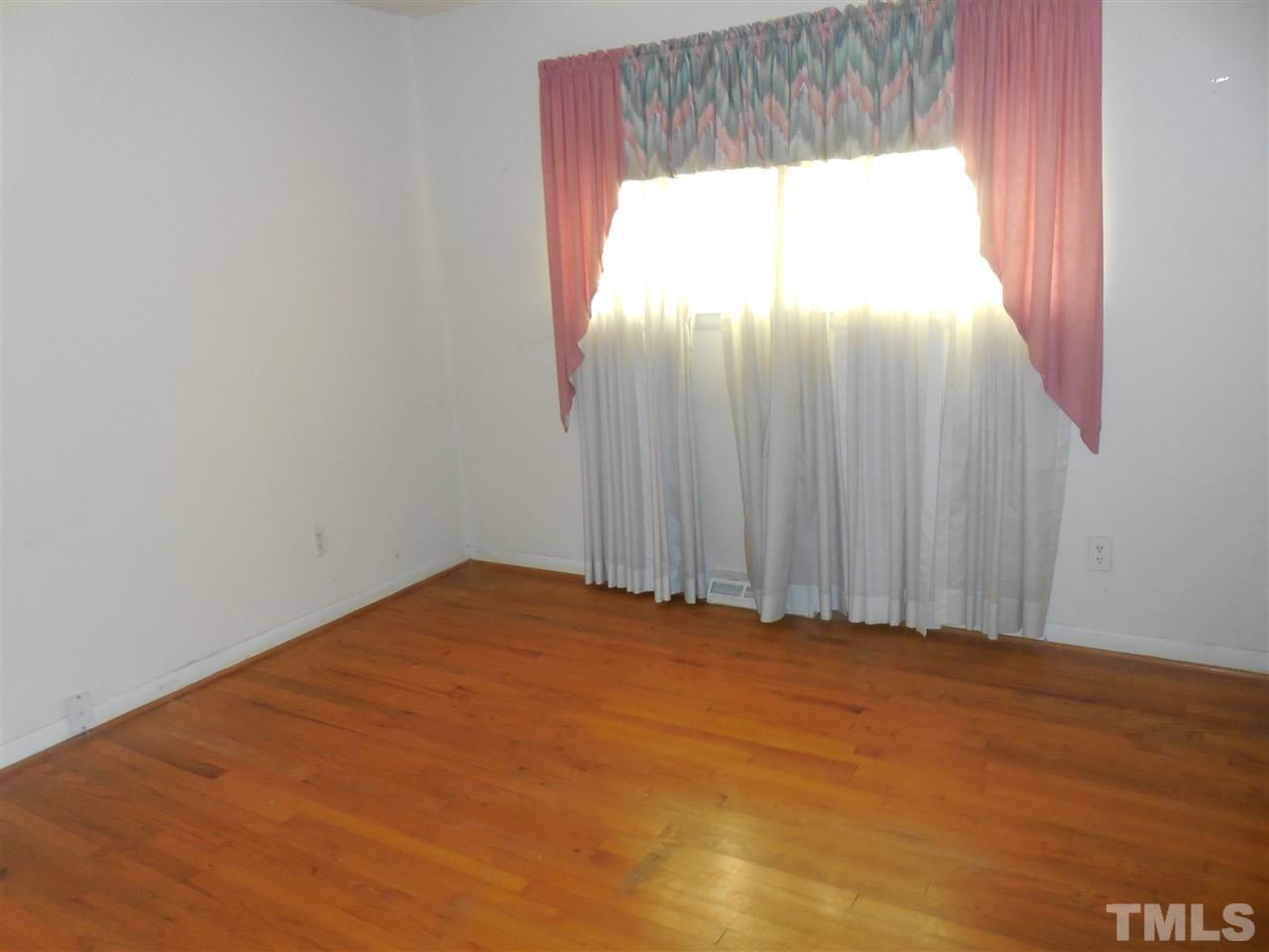115 Chandler Road Durham, NC 27703 - Photo 7 of 9 Gallery Image 7