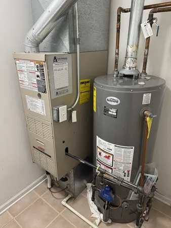 $2,500 | 309 Springbrook Trail South, Oswego, IL 60543