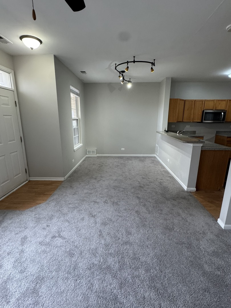 309 Springbrook Trail South Oswego, IL 60543 - Photo 2 of 24