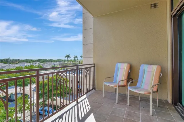 $975,000 | 9115 Strada Place, Unit 5411, Naples, FL 34108