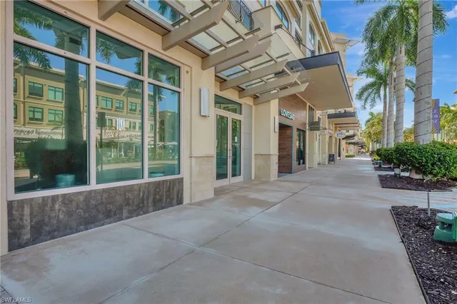 $975,000 | 9115 Strada Place, Unit 5411, Naples, FL 34108