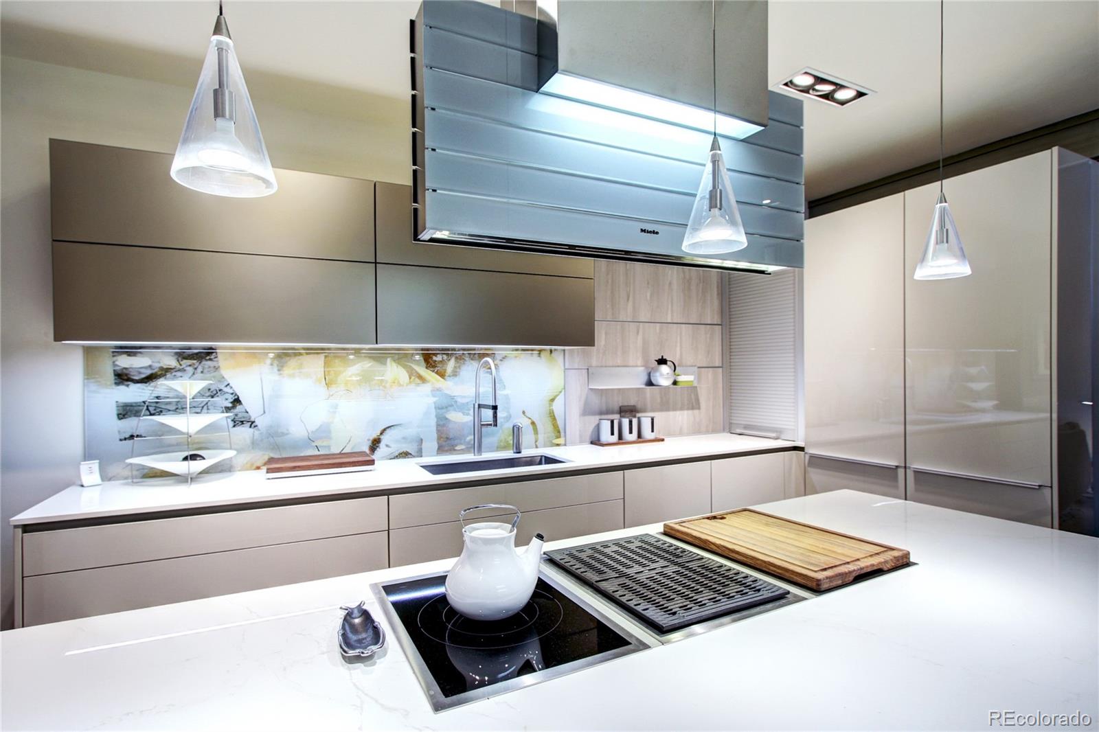 2527 Larimer Street Denver, CO 80205 - Photo 11 of 35