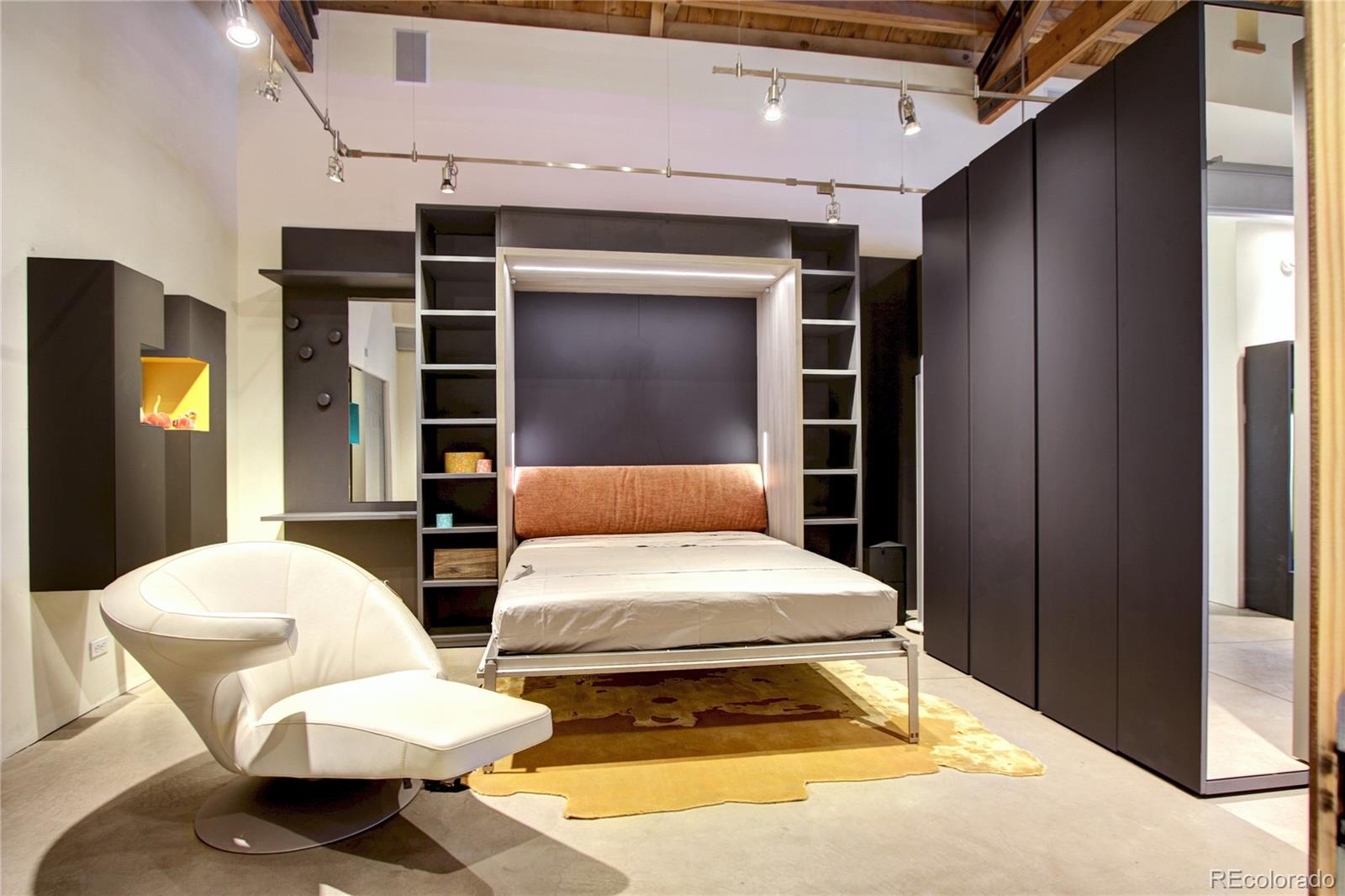 2527 Larimer Street Denver, CO 80205 - Photo 16 of 35