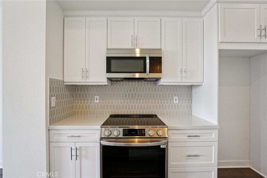 119 North 1st Avenue Upland, CA 91786 - Photo 11 of 37