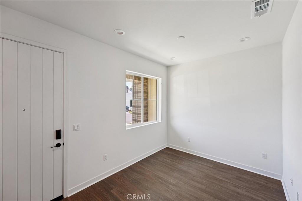 119 North 1st Avenue Upland, CA 91786 - Photo 17 of 37