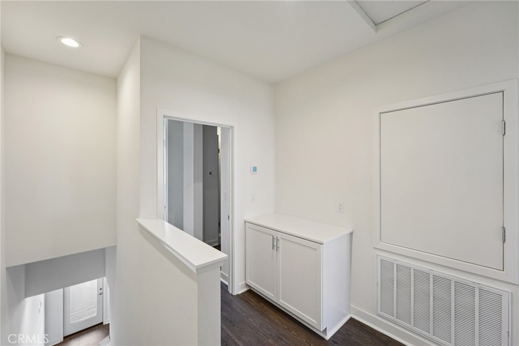 119 North 1st Avenue Upland, CA 91786 - Photo 25 of 37