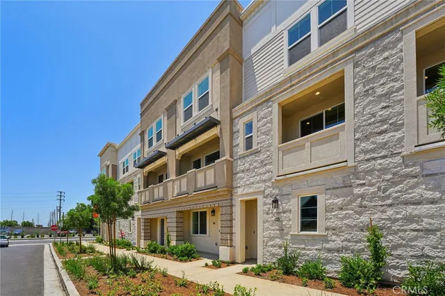 $649,990 | 119 North 1st Avenue, Upland, CA 91786