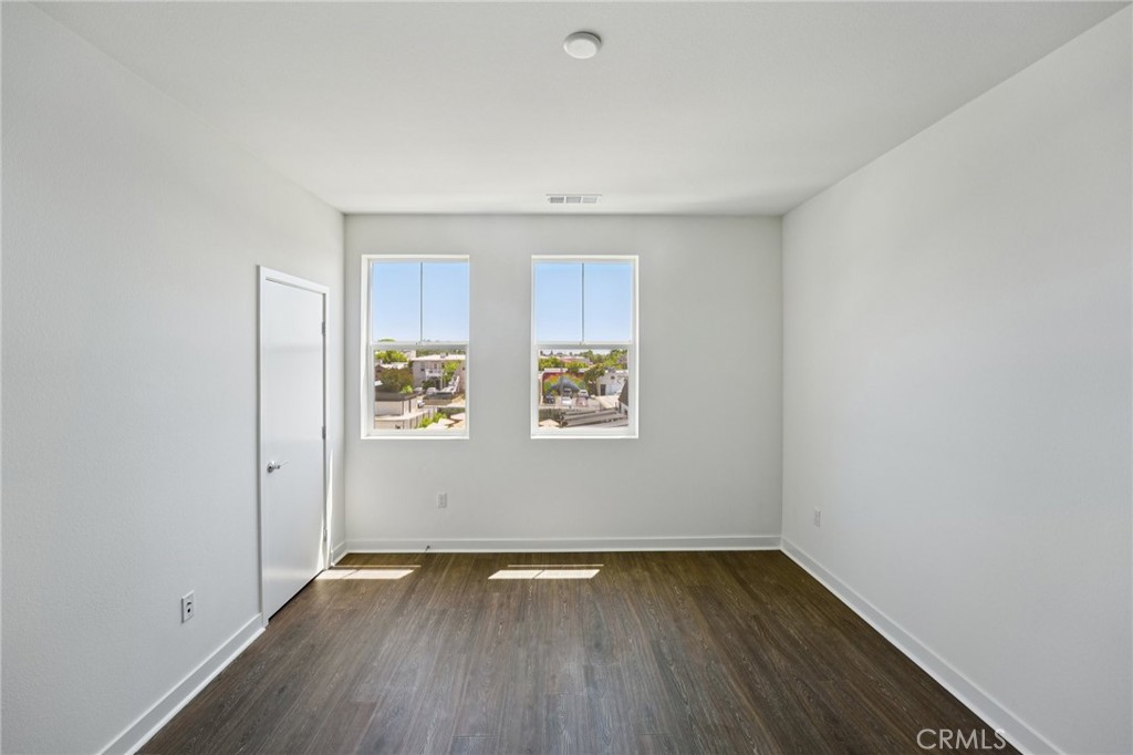 119 North 1st Avenue Upland, CA 91786 - Photo 34 of 37