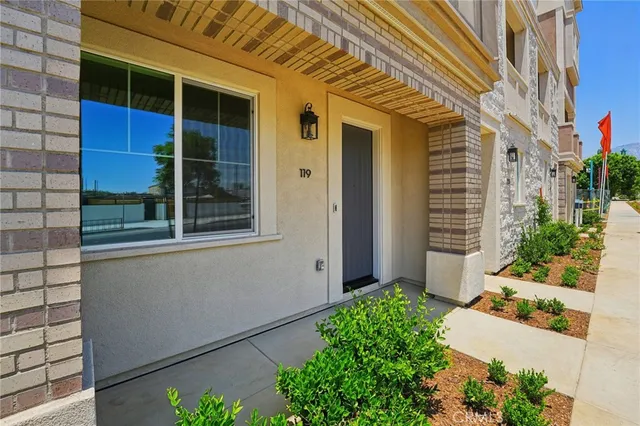 $649,990 | 119 North 1st Avenue, Upland, CA 91786