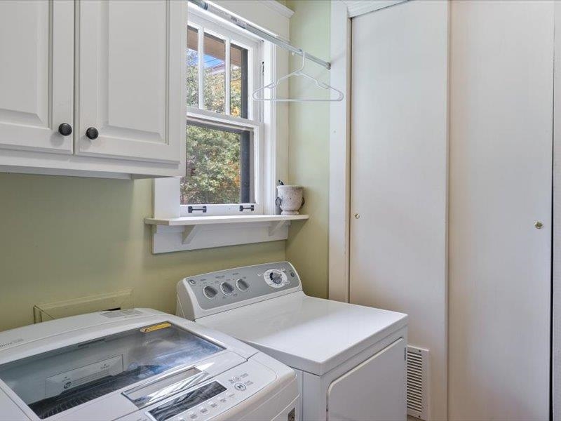 793 Rozelle Street Memphis, TN 38104 - Photo 25 of 33 a bedroom with a bed and a window