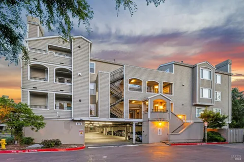 $575,000 | 852 Diablo Avenue, Unit 309, Novato, CA 94947