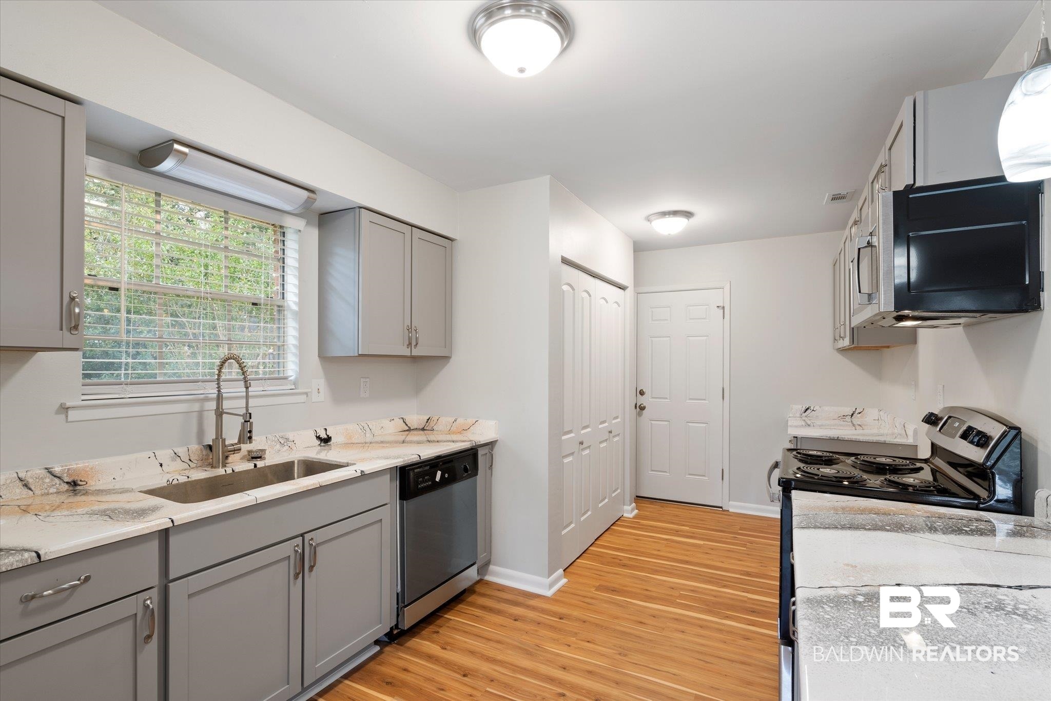 3941 Higgins Road Mobile, AL 36619 - Photo 7 of 21