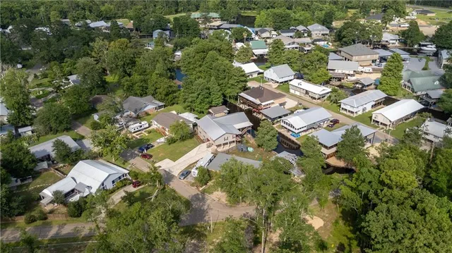 $309,000 | 31427 Judith Drive, Springfield, LA 70462