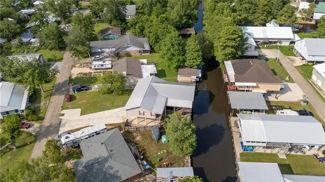 $309,000 | 31427 Judith Drive, Springfield, LA 70462