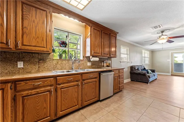 $309,000 | 31427 Judith Drive, Springfield, LA 70462