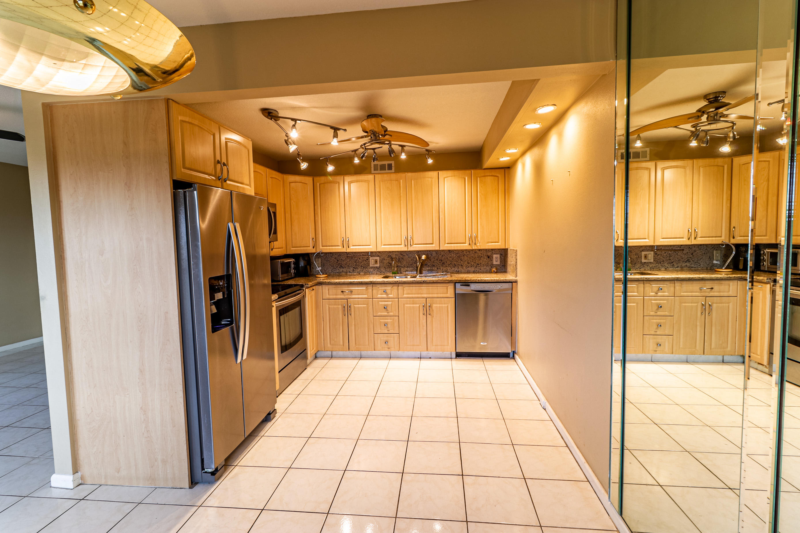 4032 Newcastle B Boca Raton, FL 33434 - Photo 6 of 47 IMG_0418-HDR