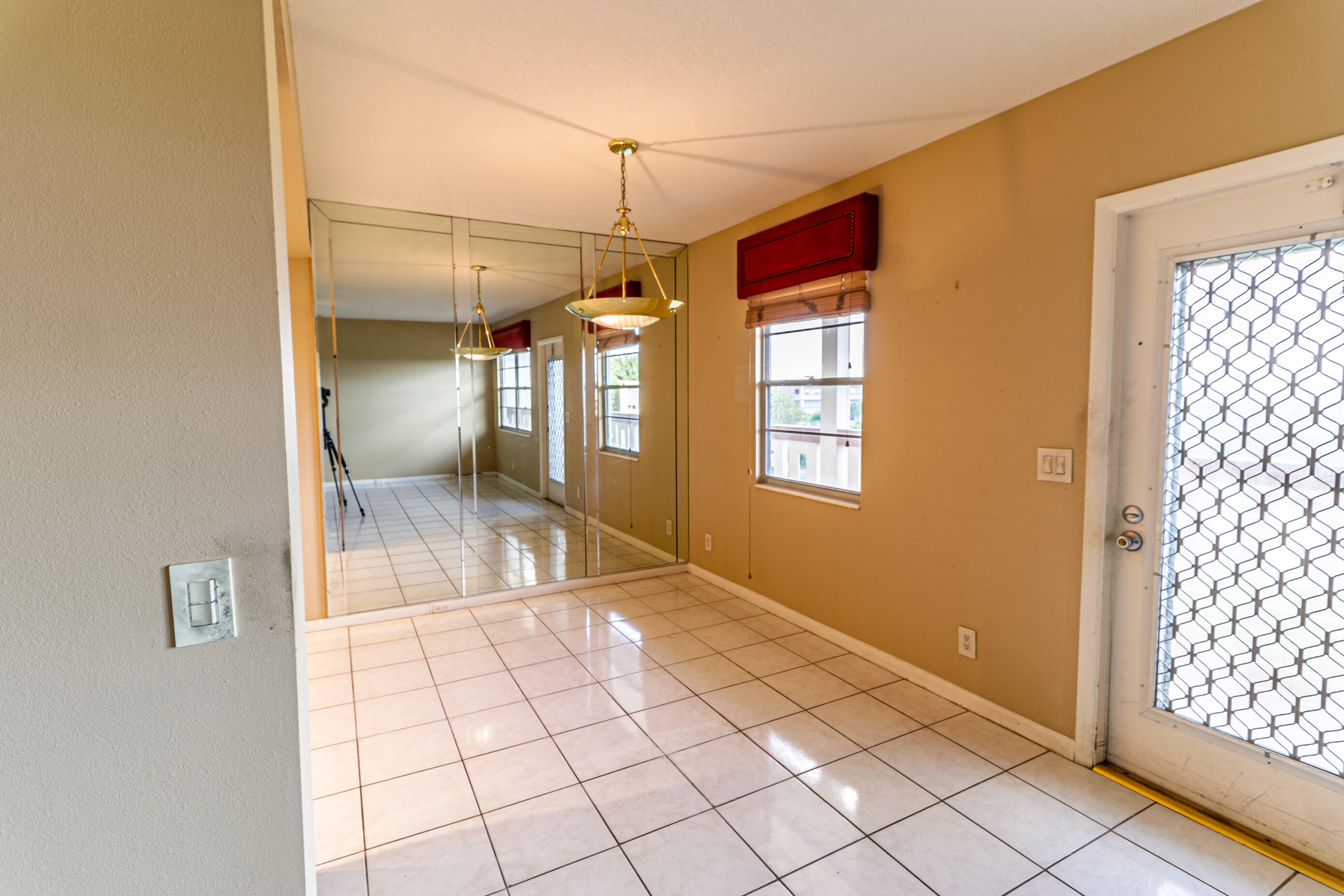 4032 Newcastle B Boca Raton, FL 33434 - Photo 8 of 47 IMG_0433-HDR