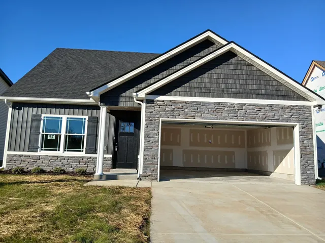 $359,900 | 2917 Vly Farms Drive, Christiana, TN 37037
