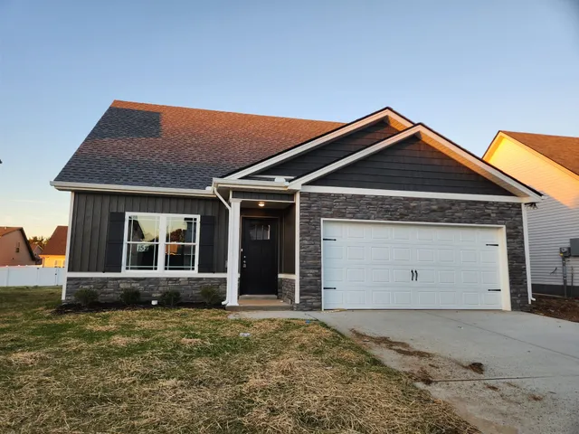 $359,900 | 2917 Vly Farms Drive, Christiana, TN 37037