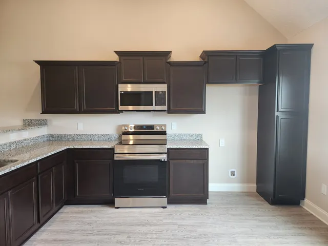 $359,900 | 2917 Vly Farms Drive, Christiana, TN 37037