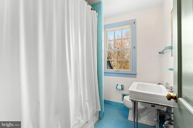 $1,200,000 | 344 Knoll Top Lane, Haddonfield, NJ 08033