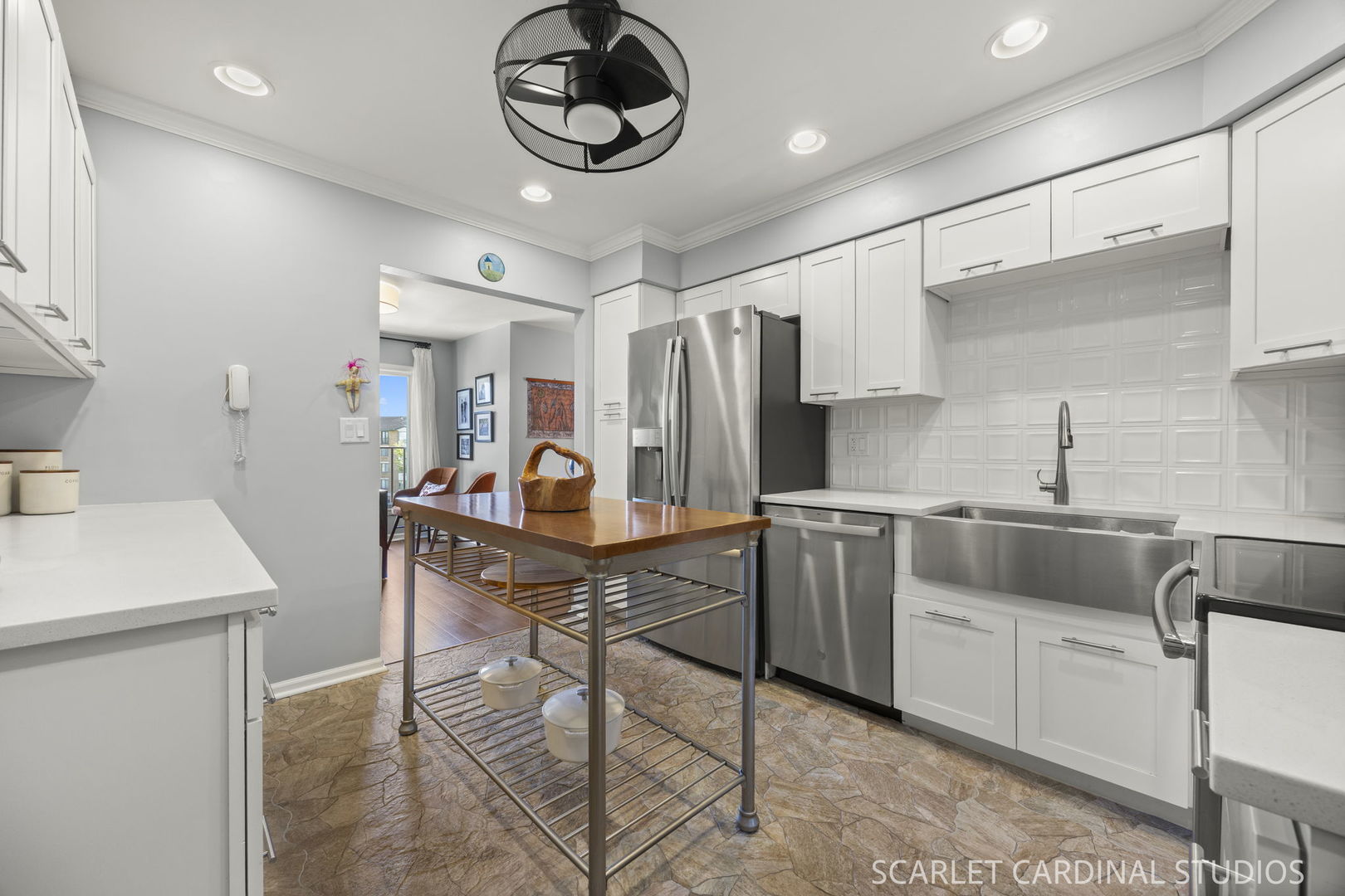 453 Raintree Drive, Unit 4D Glen Ellyn, IL 60137 - Photo 11 of 22