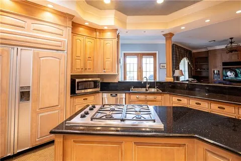$929,000 | 89 English Turn Drive, New Orleans, LA 70131