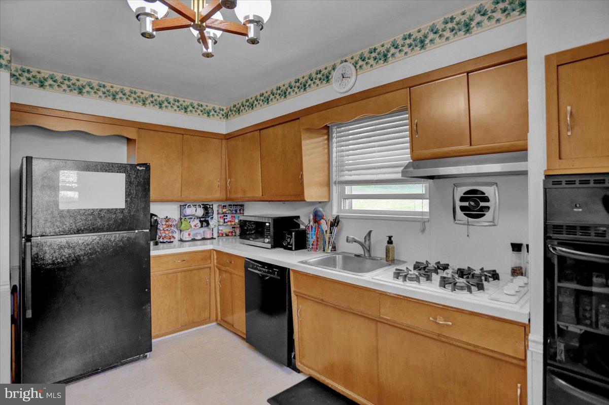 2313 Alsace Road Reading, PA 19604 - Photo 18 of 27 Gallery Image 18