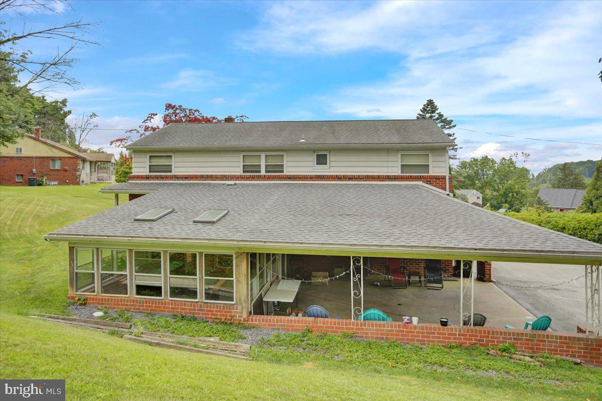 2313 Alsace Road Reading, PA 19604 - Photo 8 of 27 Gallery Image 8
