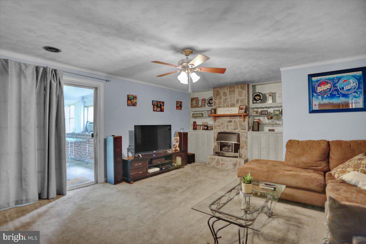 2313 Alsace Road Reading, PA 19604 - Photo 9 of 27 Gallery Image 9