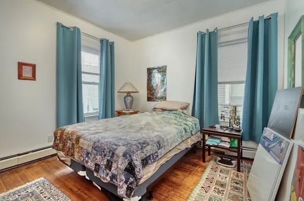 $3,700 | 26 Oakland Street, Unit 2, Cambridge, MA 02139