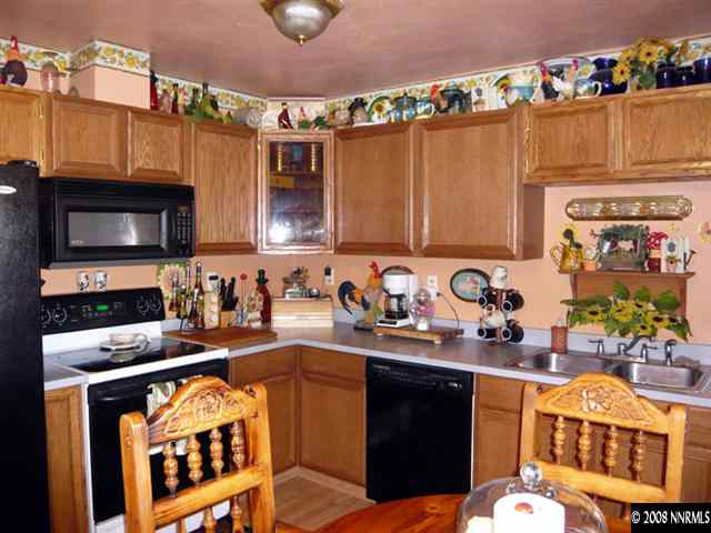 11571 Mistletoe Street Reno, NV 89506 - Photo 2 of 8 Photo 2