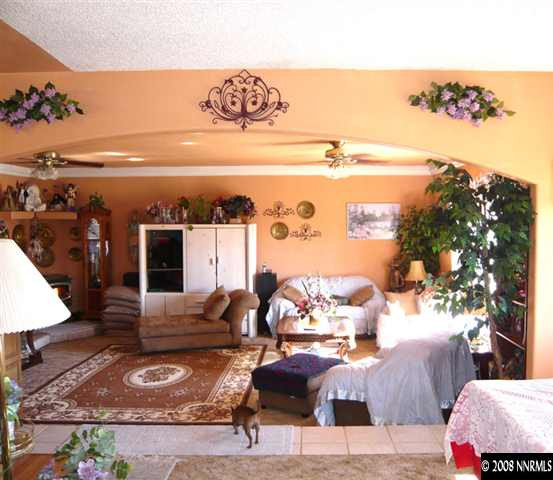 11571 Mistletoe Street Reno, NV 89506 - Photo 4 of 8 Photo 4