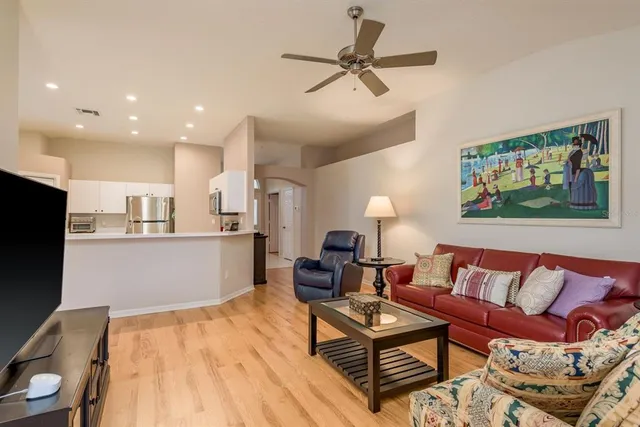 $489,500 | 3304 Red Mulberry Court, Tampa, FL 33618