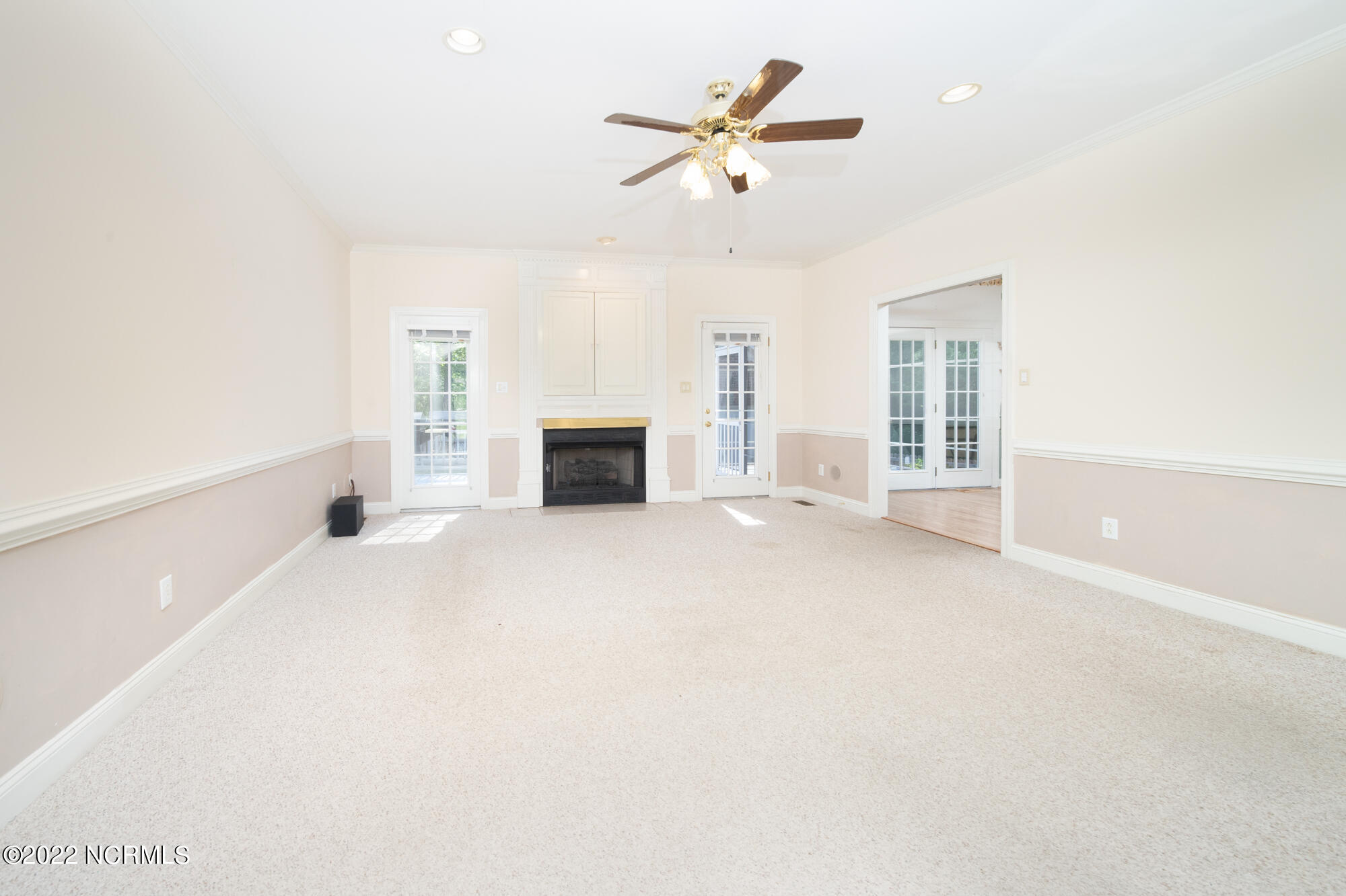 131 Geneva Road New Bern, NC 28562 - Photo 2 of 33 Living Room