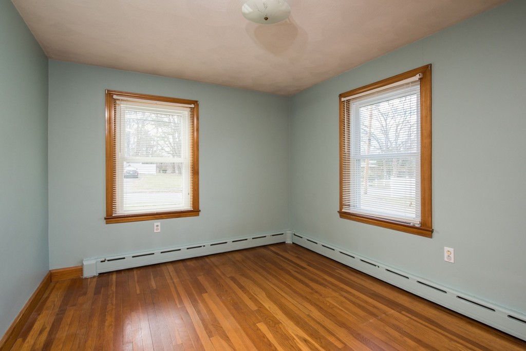 142 Howe Street Natick, MA 01760 - Photo 17 of 23 Gallery Image 17