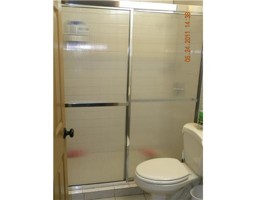 938 North 31st Road Hollywood, FL 33021 - Photo 7 of 8 Other