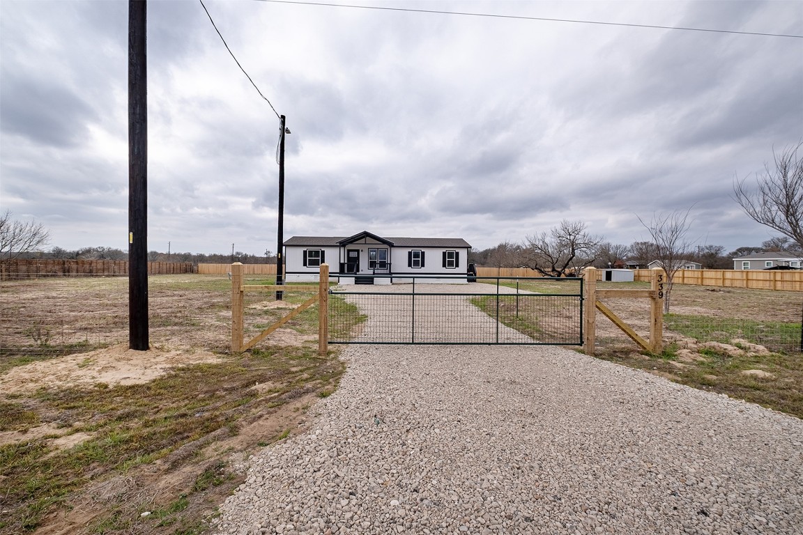 339 Lower Red Rock Road Bastrop, TX 78602 - Photo 27 of 29