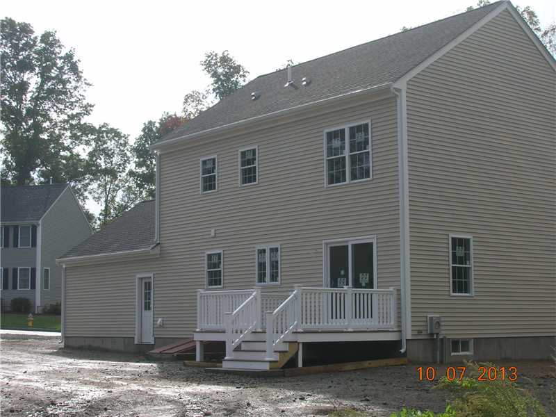 4 Colin Circle Warren, RI 02885 - Photo 2 of 3 Exterior Front.