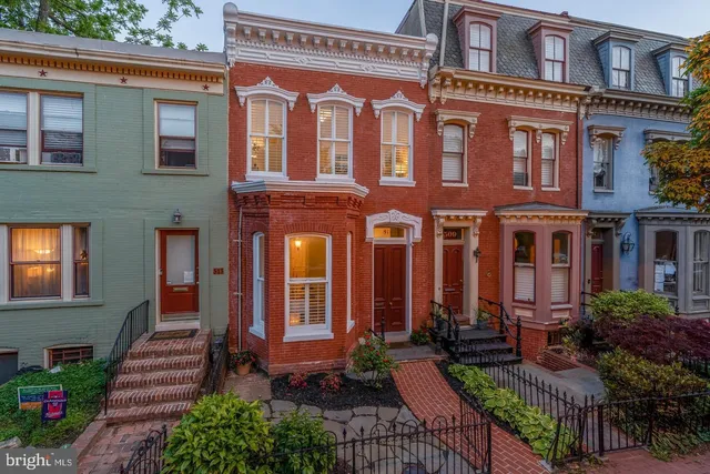 $6,200 | 511 Independence Avenue Southeast, Washington, DC 20003