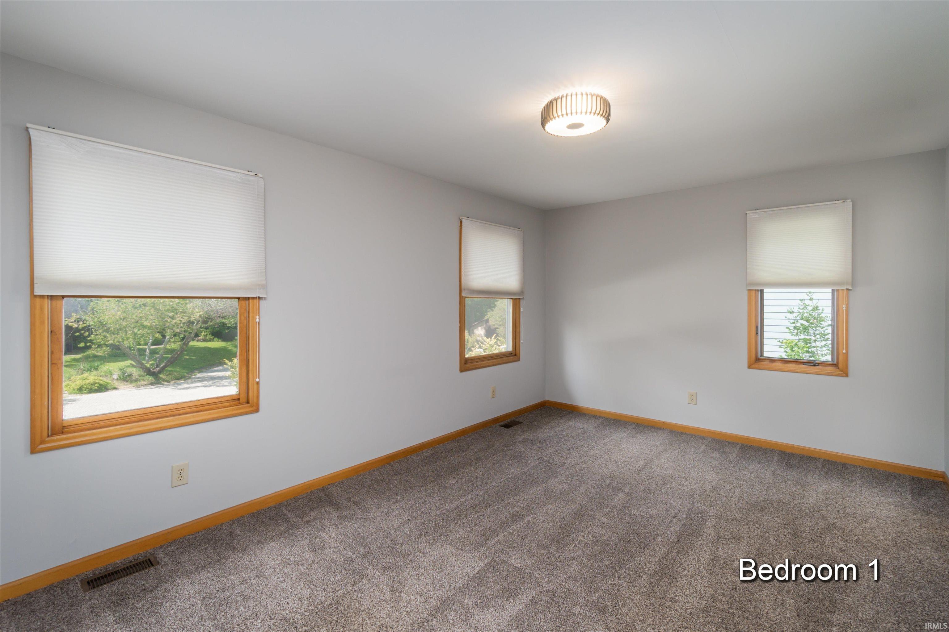 904 North Park Ridge Road Bloomington, IN 47408 - Photo 7 of 27