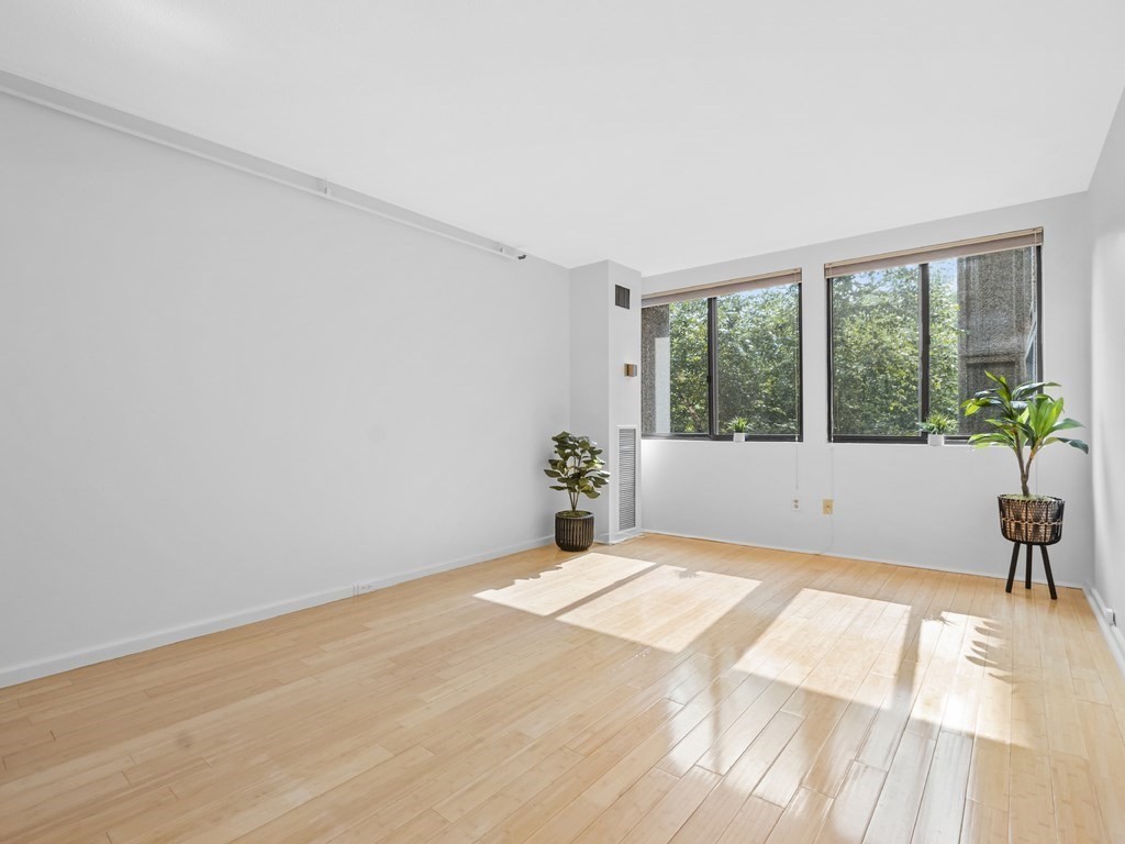 1731 Beacon Street, Unit 202 Brookline, MA 02445 - Photo 25 of 32