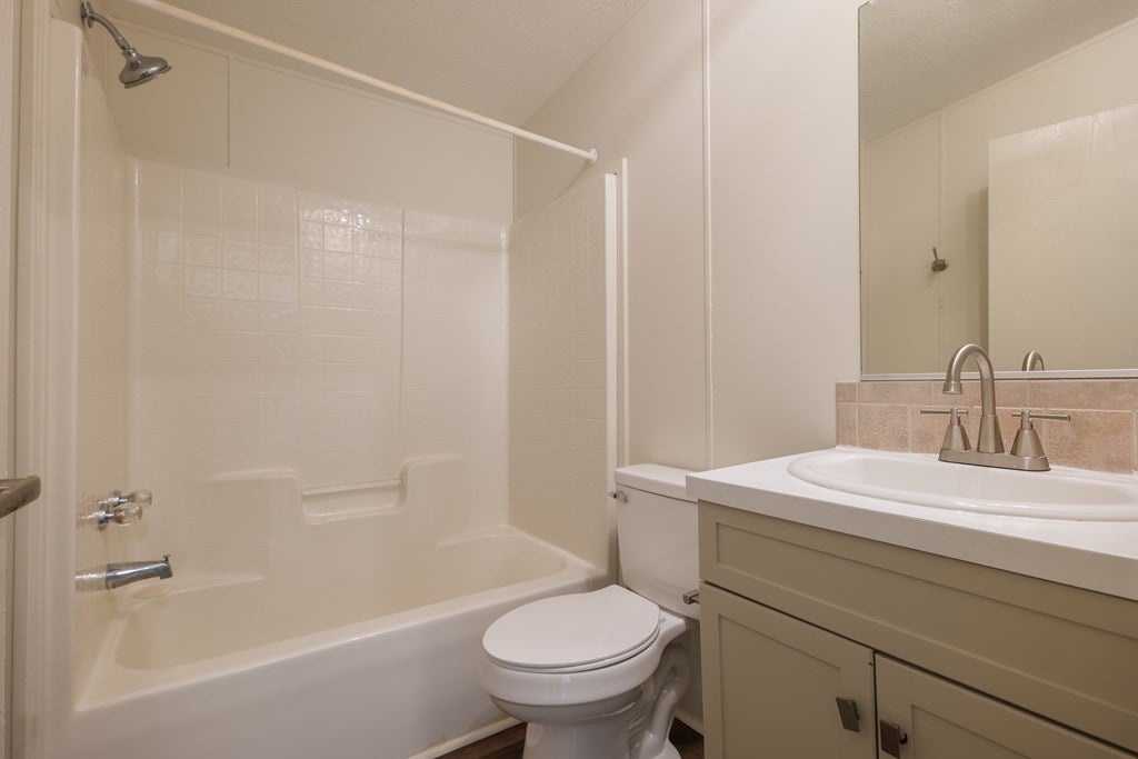 4289 Johnson Road South Valdosta, GA 31601 - Photo 34 of 45 Gallery Image 34