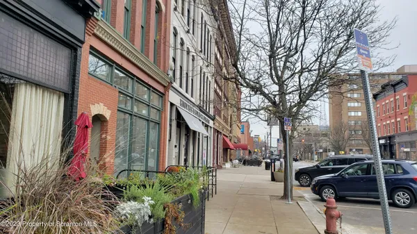 a car parked in front of a building