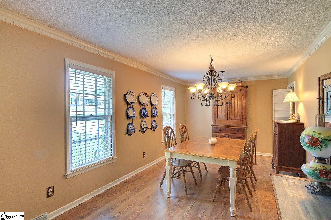 39 Rollingreen Road Greer, SC 29651 - Photo 14 of 49