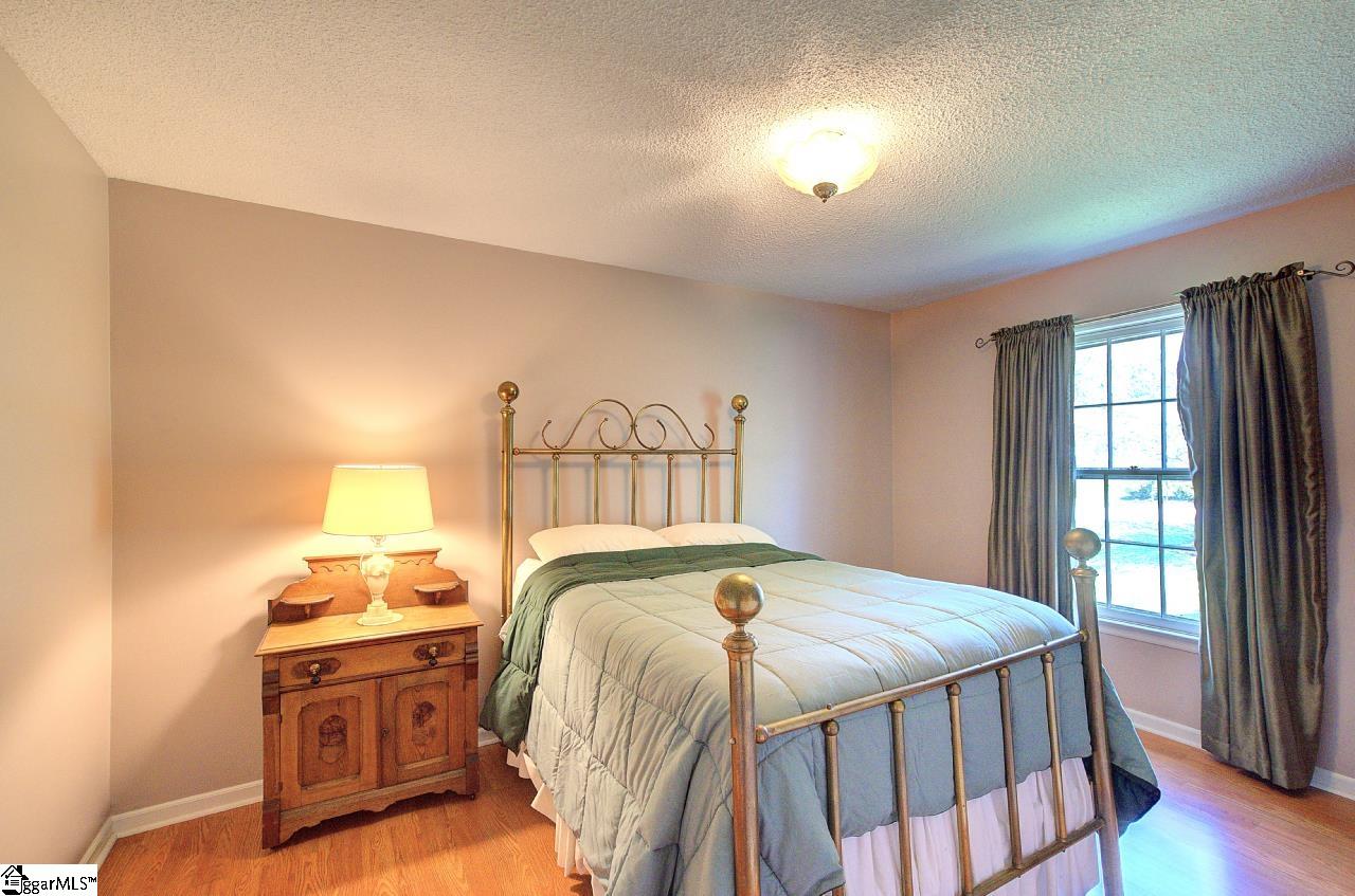 39 Rollingreen Road Greer, SC 29651 - Photo 23 of 49